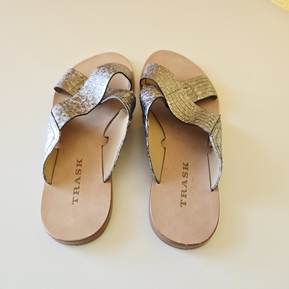 TRASK Huaraches Crossover Slide Metallic Silver Strappy Slip On Sandals Sz 9.5M - Picture 6 of 11